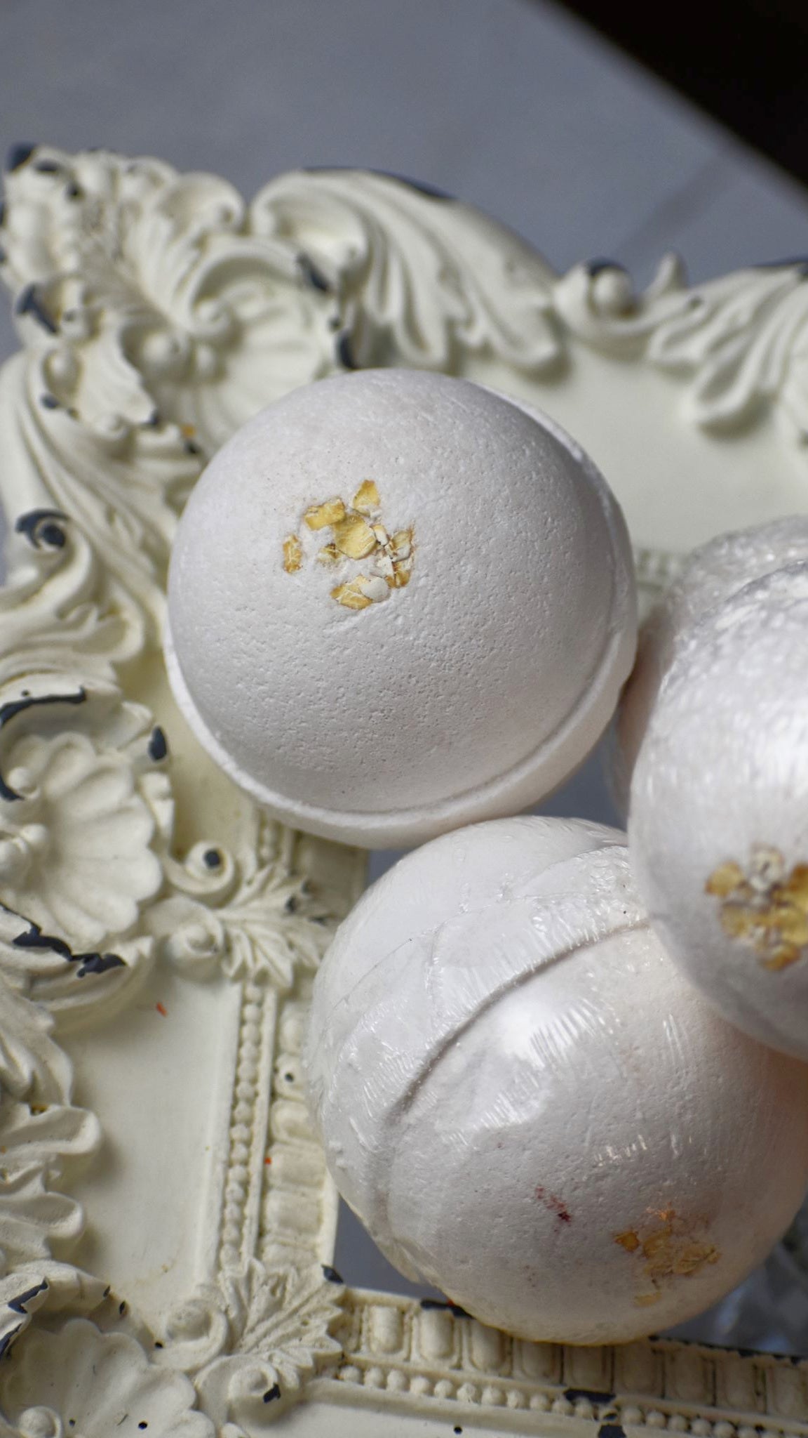 Oatmeal Creme Bomb