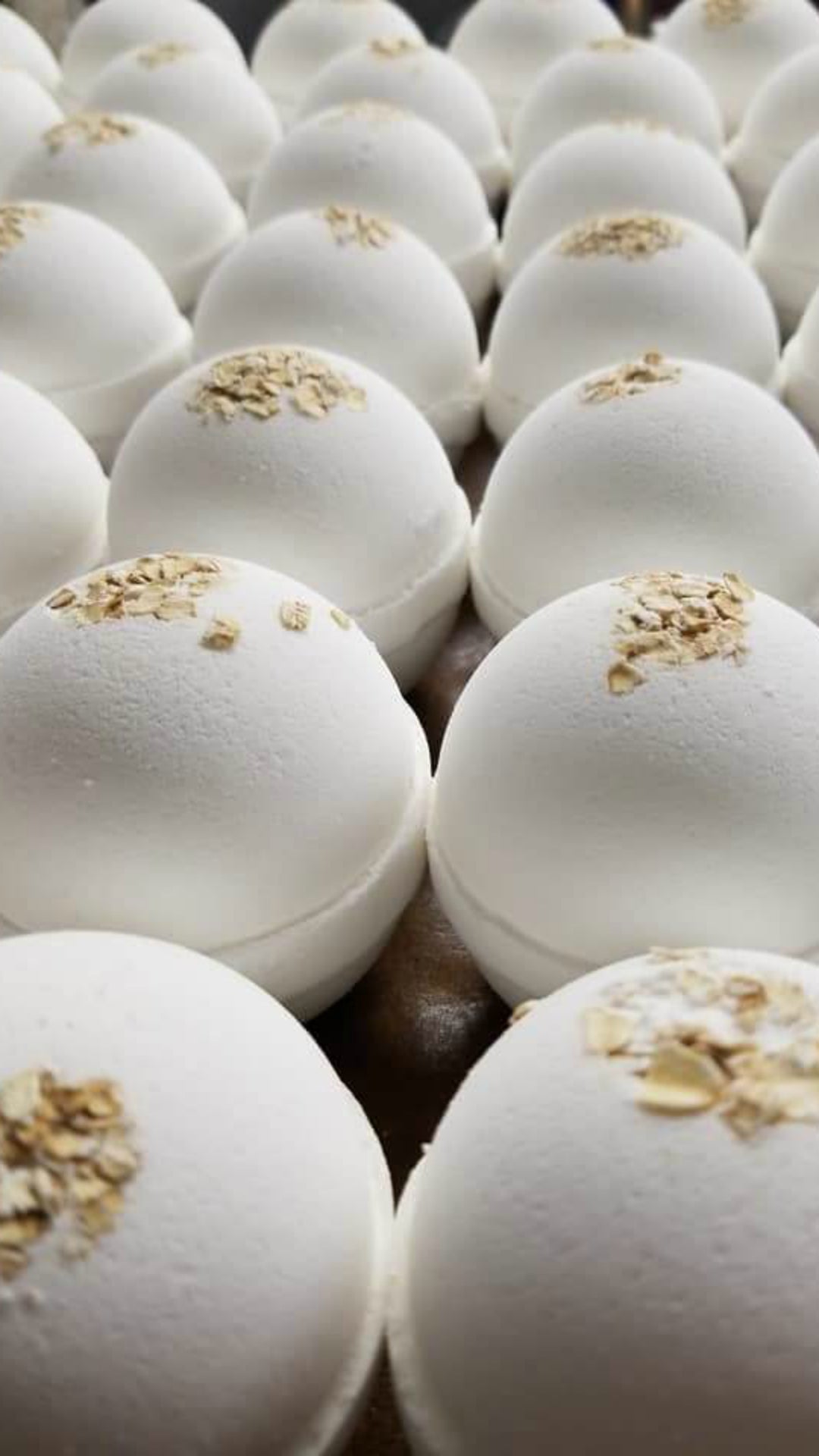 Oatmeal Creme Bomb