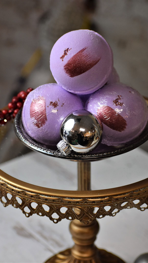 Spiced Cranberry Bomb