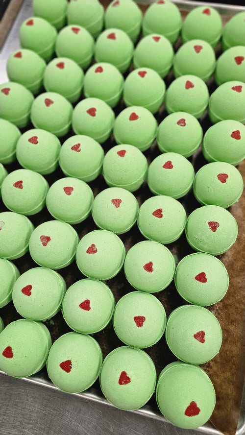 Grinch Bath Bomb